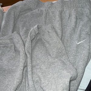 Nike Sweatpants